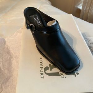 Very comfortable Mule / Clog